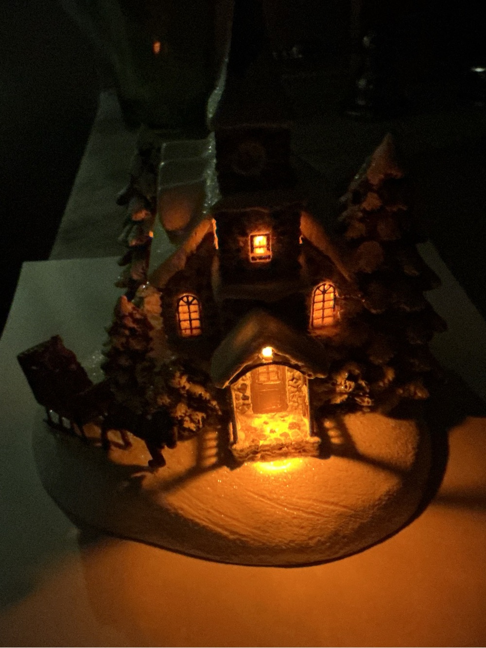 Thomas Kinkade Xmas Decoration, Sunday Evening Sleigh Ride. Lights up.